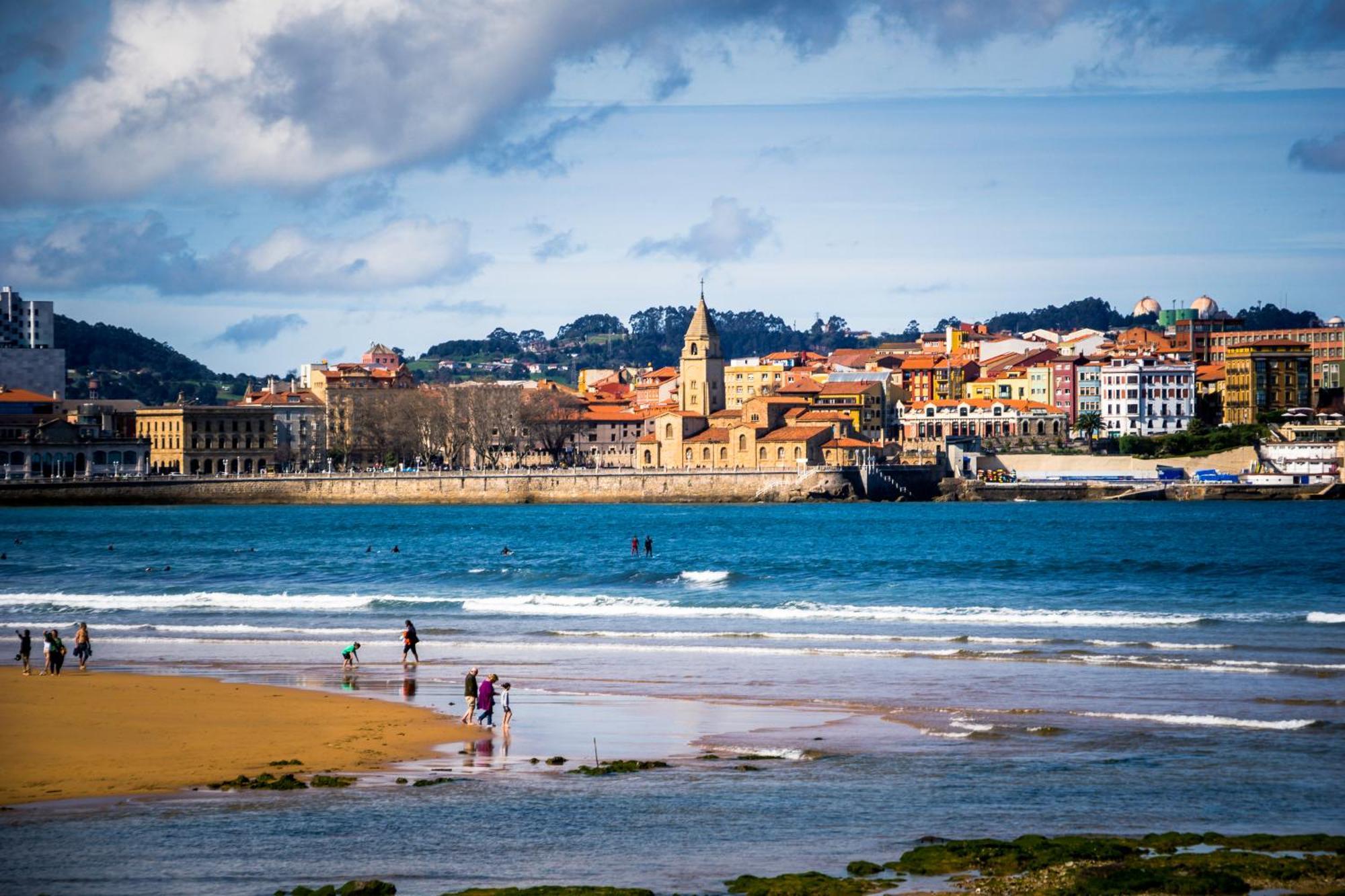 Suite Centro & Playa - Gijón Buitenkant foto